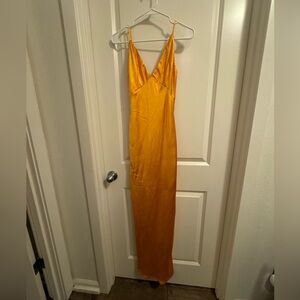 Hello Molly orange dress. Size small